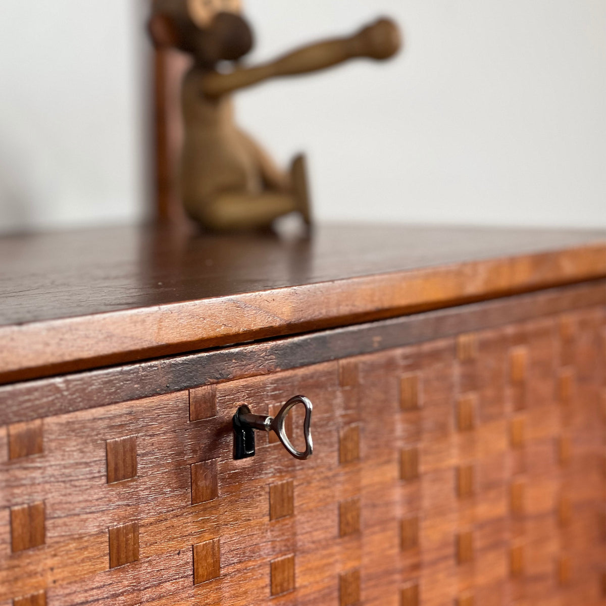 Cado Royal Shelving System