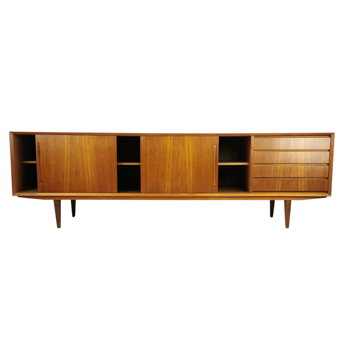 Danish Modern Teak Sideboard by Alderslyst Møbelfabrik