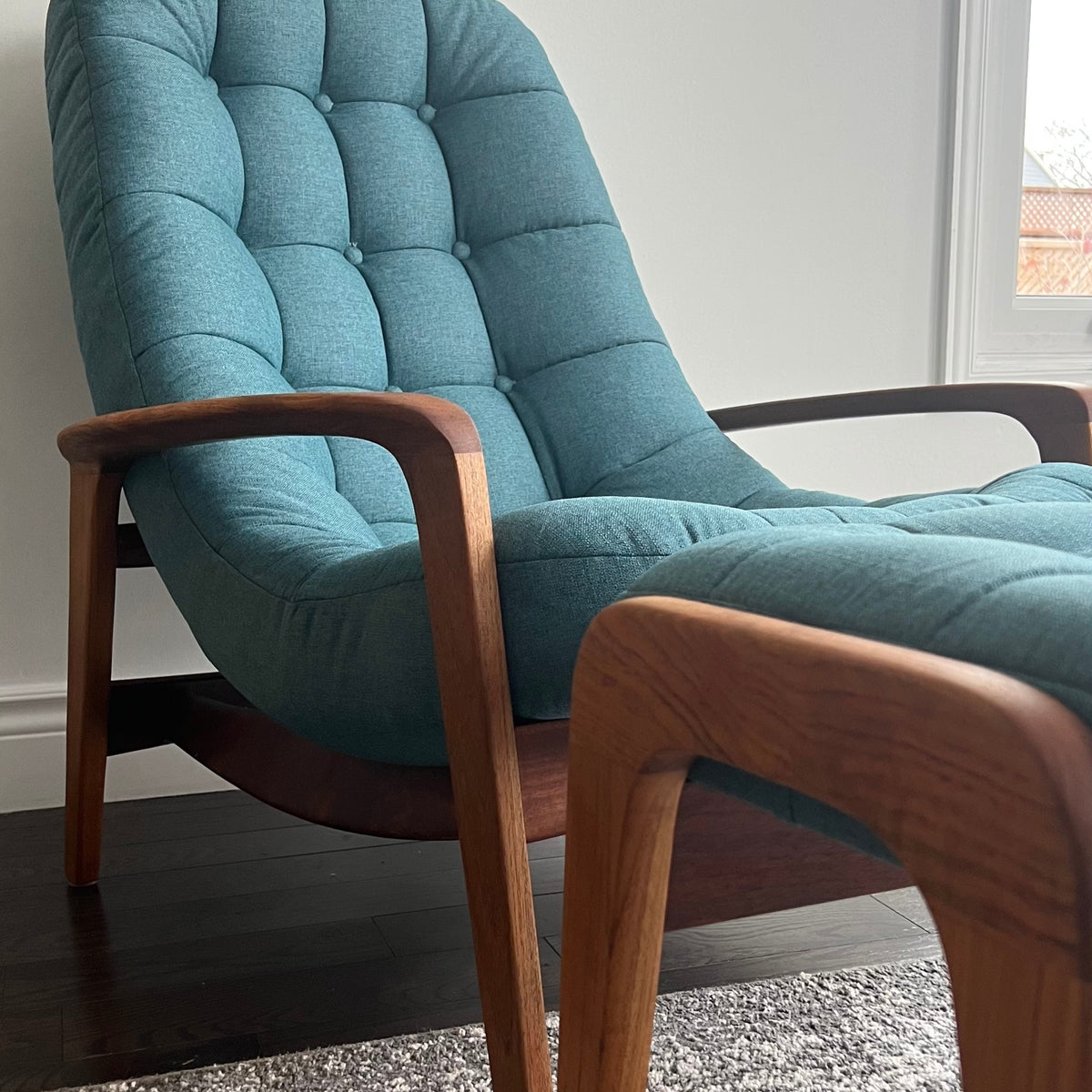 Mid century modern clearance scoop chair